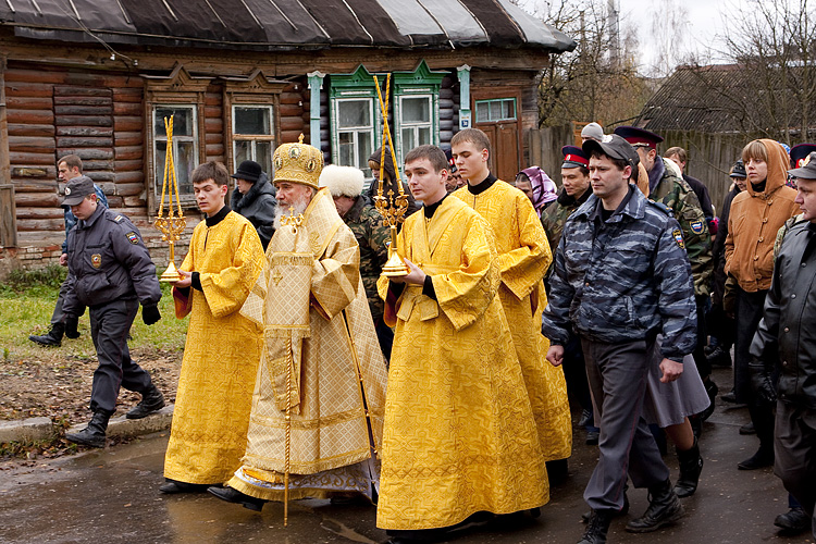 Крестный ход в Малоярославце - 25.10.2009